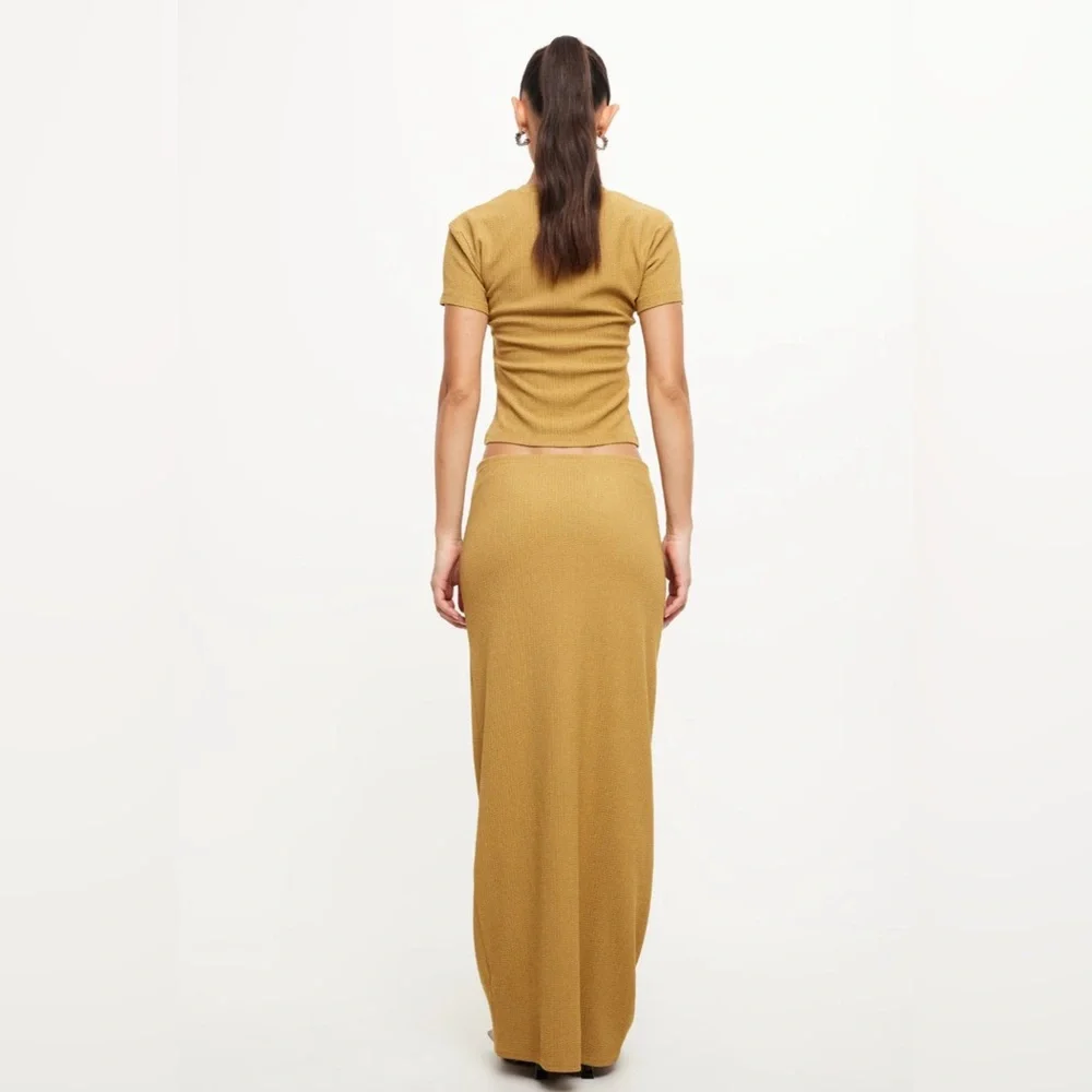 LIONESS Textured Tee - L - Picture 2 of 8